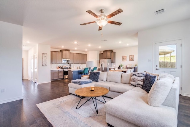 572 Pepperbark Loop, Buda, TX 78610 - photo 6