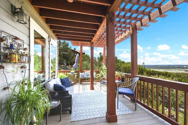 21013 Fawn Ridge Dr, Lago Vista, TX 78645 - deck featuring a pergola and outdoor lounge area