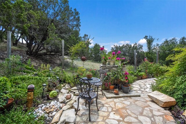 21013 Fawn Ridge Dr, Lago Vista, TX 78645 - view of patio / terrace