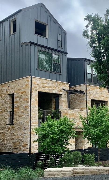 4216 Elevator Dr Unit 43, Austin, TX 78731 - photo 1