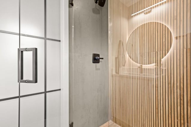 3704 Munson St Unit 1, Austin, TX 78721 - full bathroom with a tile shower