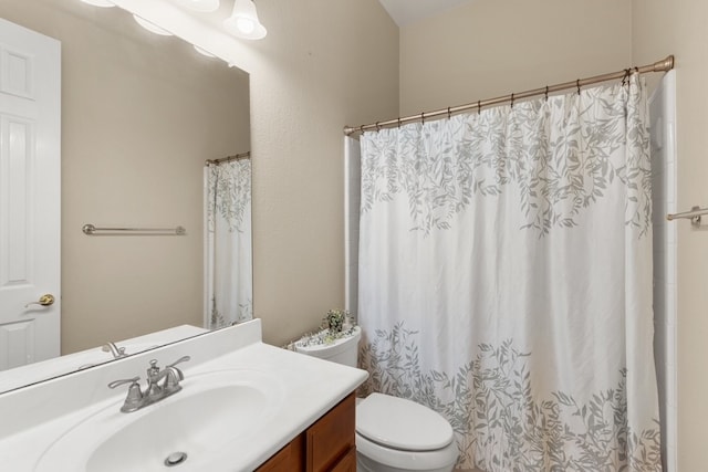15325 Interlachen Dr, Austin, TX 78717 - bathroom with vanity and curtained shower