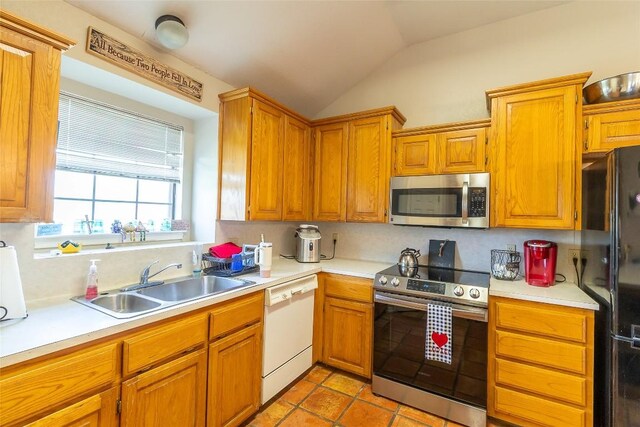 412 Mulberry St, Lometa, TX 76853 - photo 18