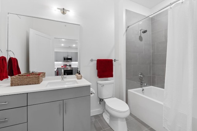 4801 Springdale Dr Unit 2010, Austin, TX 78723 - bathroom with vanity, shower / bath combo, and tile patterned flooring