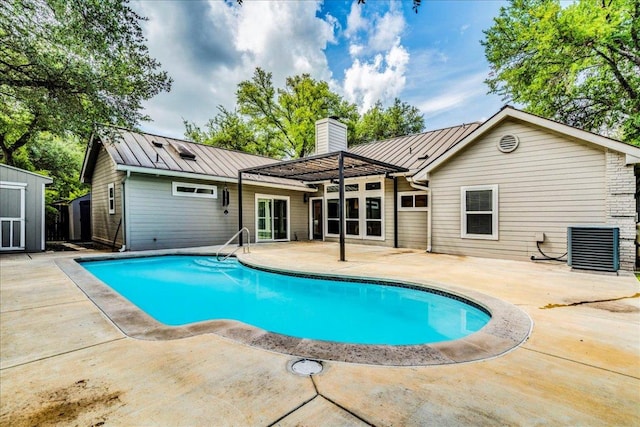 9110 Scotsman Dr, Austin, TX 78750 - outdoor pool with a patio area and a shed
