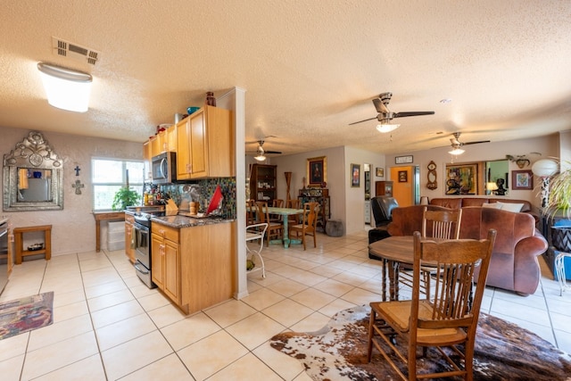 602 Elkhorn, Llano, TX 78639 - photo 6
