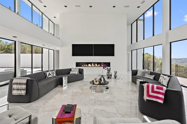 1501 Ridgecrest Dr, Austin, TX 78746 - lobby with a high ceiling