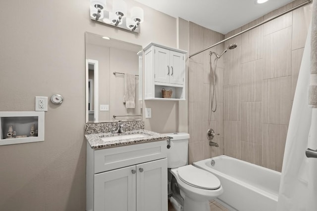 935 La Posada Dr Unit 148, Austin, TX 78752 - bathroom featuring vanity and shower / bath combo