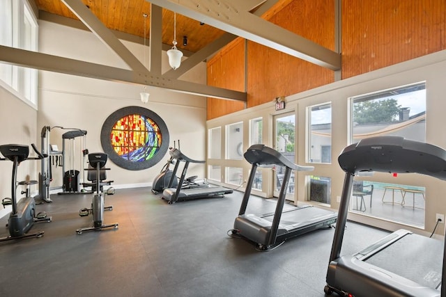 935 La Posada Dr Unit 148, Austin, TX 78752 - workout area featuring a high ceiling