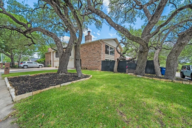 702 California Blvd Unit 702, New Braunfels, TX 78130 - view of yard featuring concrete driveway