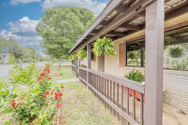705 Dunning St, Gonzales, TX 78629 - view of yard