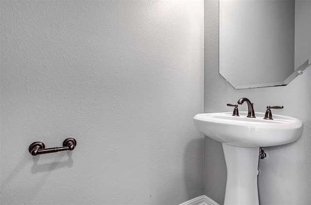 2836 Garnet Ridge Dr, Leander, TX 78641 - view of bathroom