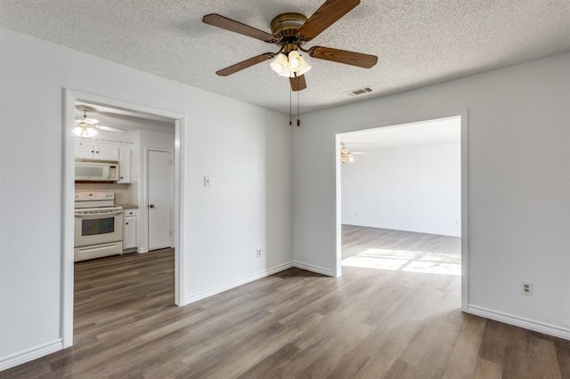 1300 Ray Berglund Blvd, Round Rock, TX 78664 - photo 10