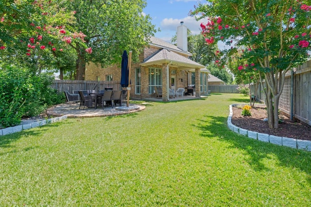 2634 Plantation Dr, Round Rock, TX 78681 - fenced backyard featuring a patio area