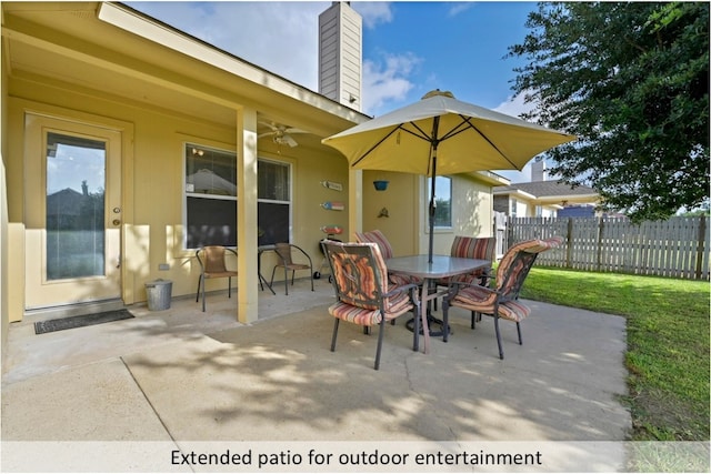 118 Lone Star Blvd, Hutto, TX 78634 - view of patio / terrace featuring outdoor dining area and ceiling fan