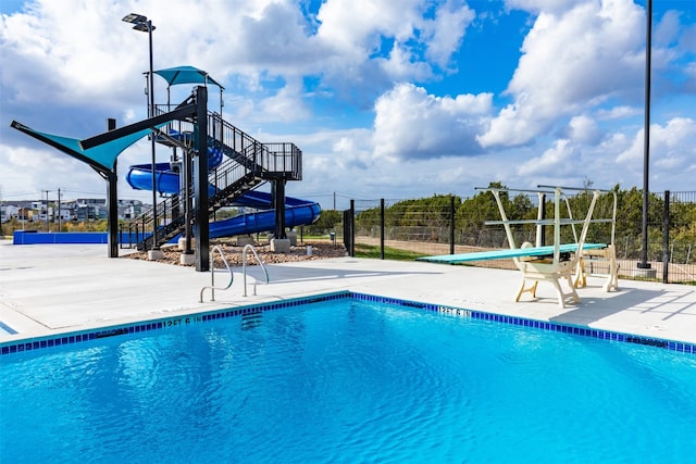 7013 Boyle Dr, Austin, TX 78724 - community pool with stairway