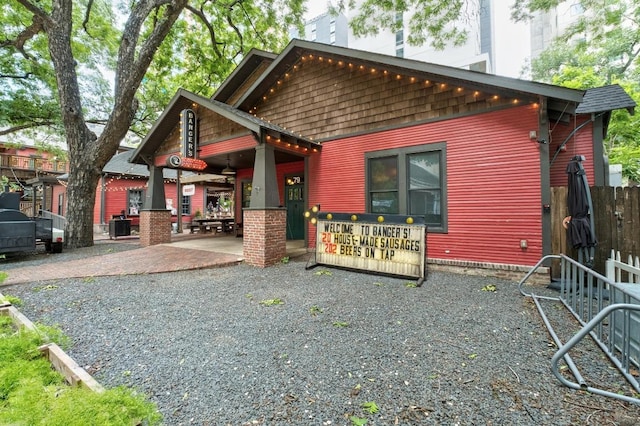54 Rainey St Unit 1018, Austin, TX 78701 - back of property