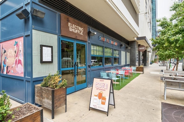 54 Rainey St Unit 1018, Austin, TX 78701 - view of building exterior