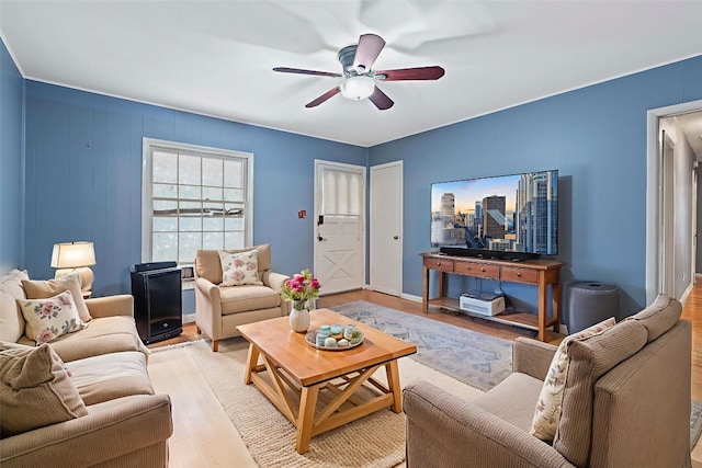 10000 Gail Rd, Austin, TX 78748 - living room featuring light wood-style floors and a ceiling fan