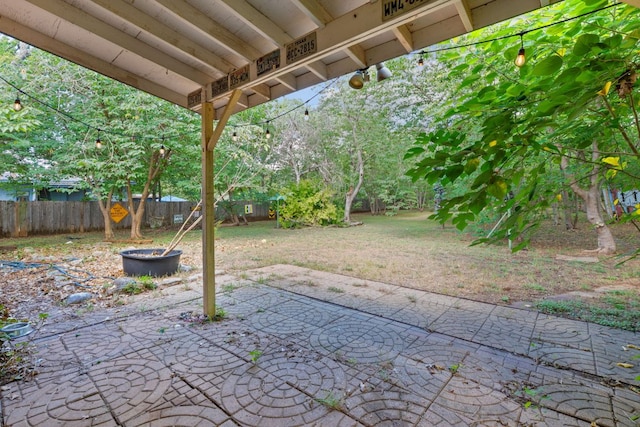 10000 Gail Rd, Austin, TX 78748 - fenced backyard with a patio