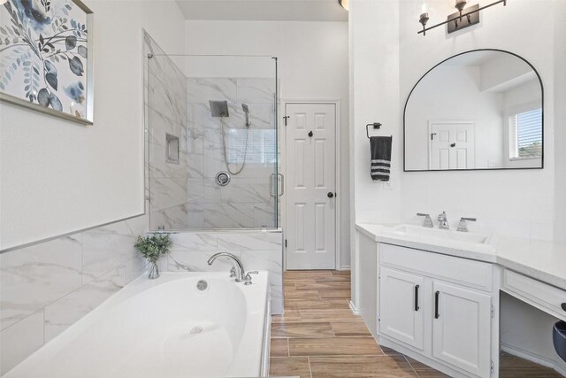 2901 Rochelle Dr, Austin, TX 78748 - full bath featuring a garden tub, a marble finish shower, and vanity