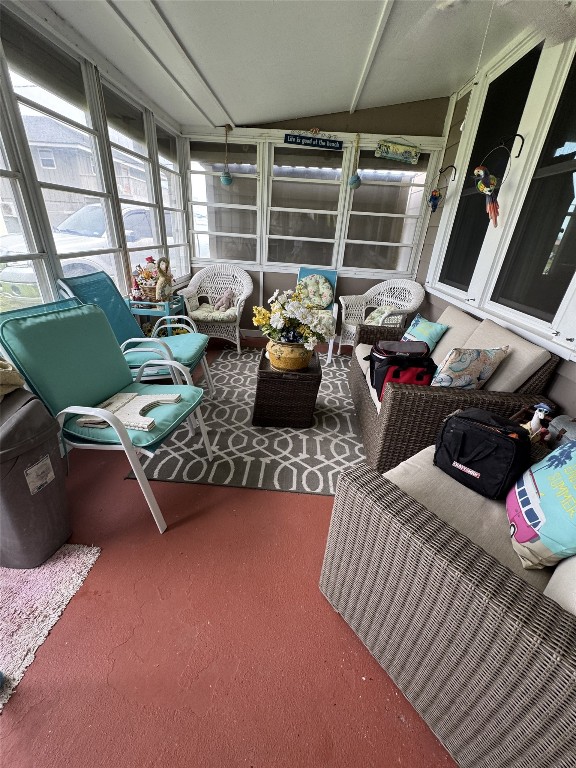 549 Marshall Johnson Ave S, Port Lavaca, TX 77979 - sunroom / solarium featuring outdoor lounge area