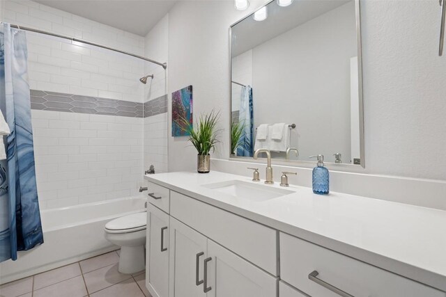 1125 Tillery St Unit 1A, Austin, TX 78702 - bathroom featuring vanity, shower / bath combo, and tile patterned floors
