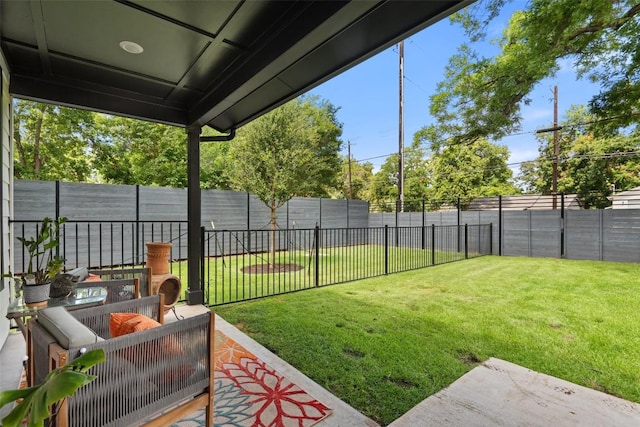 1125 Tillery St Unit 1A, Austin, TX 78702 - fenced backyard with a patio area