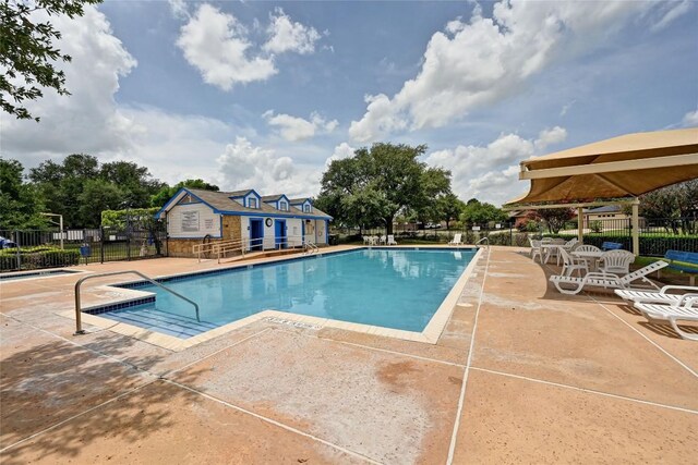 135 Salado Dr, Kyle, TX 78640 - photo 27