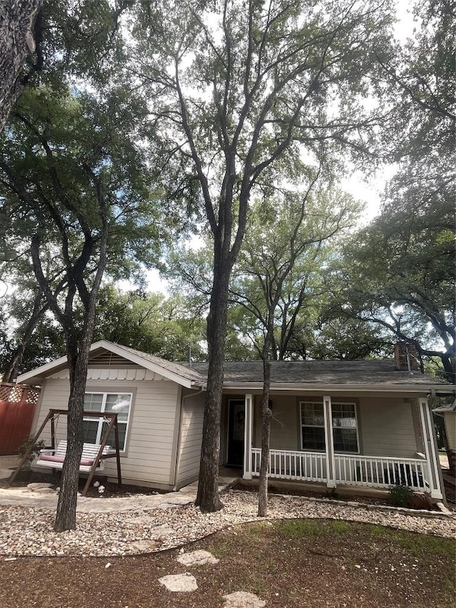 2003 Woodmont Ave, Austin, TX 78703 - ranch-style home with covered porch