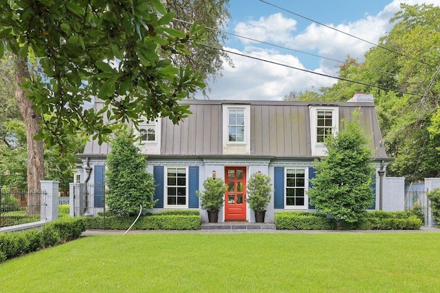 5 Green Ln, Austin, TX 78703 - view of front facade with a chimney