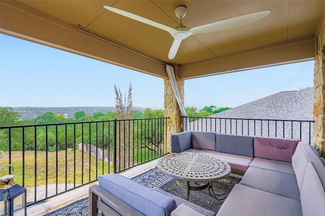 217 Emerald Ridge Dr, Austin, TX 78732 - balcony featuring a ceiling fan and an outdoor living space