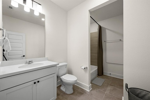 8405 Ambergill Ct, Austin, TX 78744 - full bathroom featuring vanity, shower / bath combo with shower curtain, and tile patterned floors