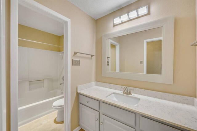 10007 Brantley Bnd, Austin, TX 78748 - full bathroom featuring vanity and bathtub / shower combination