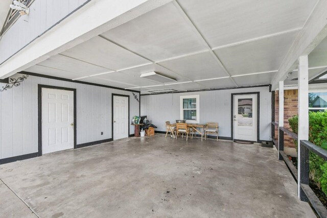 709 Harvey Ave, Burnet, TX 78611 - view of garage