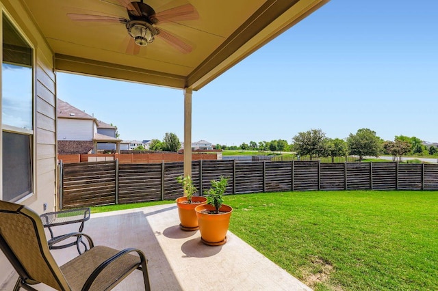 3025 Lions Tail St, Austin, TX 78728 - fenced backyard featuring a patio area and a ceiling fan
