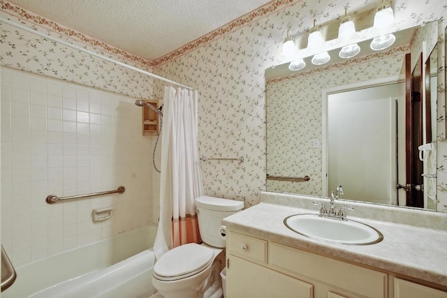 7546 Leafy Hollow Ct, Live Oak, TX 78233 - full bathroom featuring wallpapered walls, a textured ceiling, shower / bath combo, and vanity