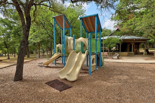 10504 Grand Oak Cir, Austin, TX 78750 - view of community play area