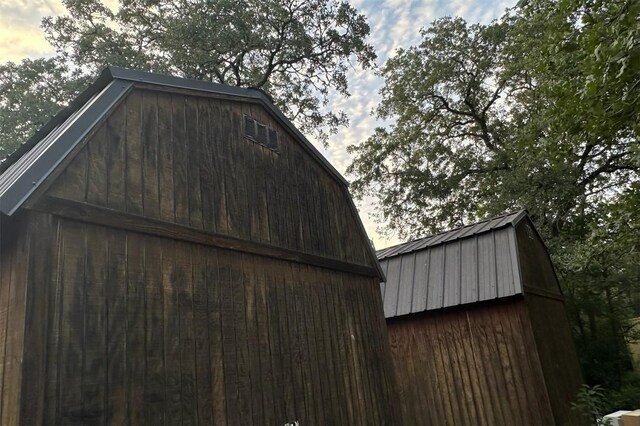 810 Pine Valley Loop, Smithville, TX 78957 - view of barn