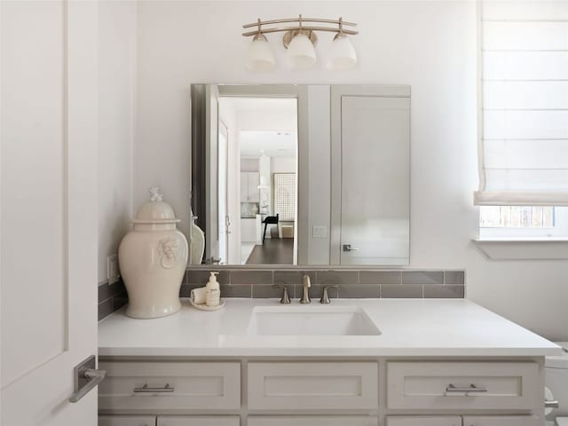 5408 Prock Ln Unit A, Austin, TX 78721 - bathroom with vanity