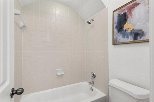 211 Longmont Ln, Austin, TX 78737 - bathroom featuring toilet and bathtub / shower combination