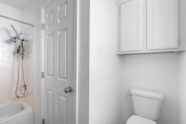 9273 Vigen Cir, Austin, TX 78748 - bathroom featuring shower / bath combination and toilet