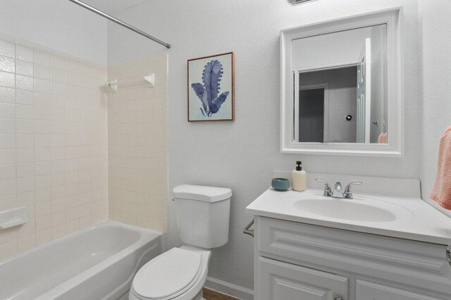 9273 Vigen Cir, Austin, TX 78748 - full bathroom featuring vanity and shower / washtub combination