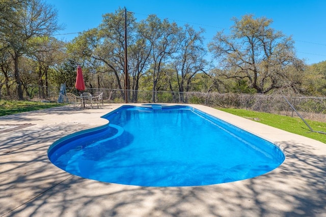 2700 County Road 224, Florence, TX 76527 - view of swimming pool with a fenced backyard, a patio, and a pool with connected hot tub