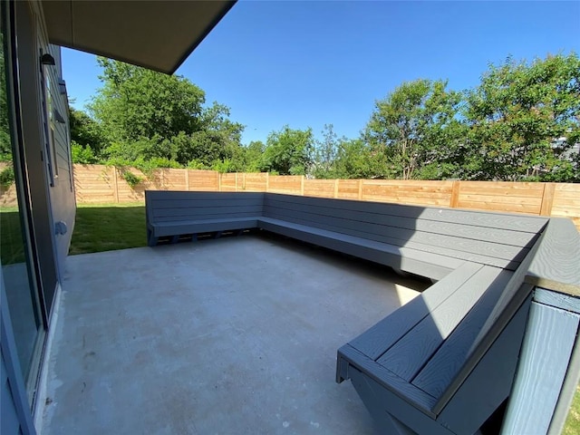 6920 Bethune Ave, Austin, TX 78752 - fenced backyard featuring a patio area
