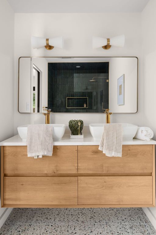 1405 Ridgehaven Dr, Austin, TX 78723 - full bathroom with double vanity