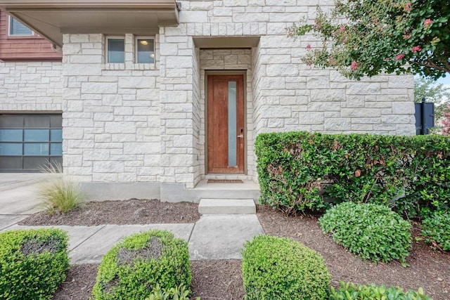 600 E Baylee Love Ln, Austin, TX 78717 - entrance to property featuring stone siding