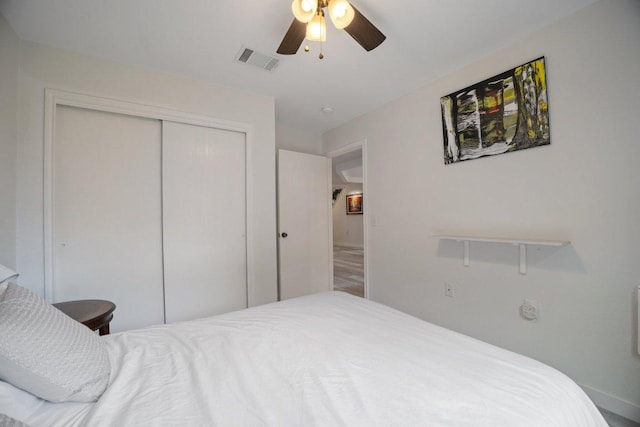 7625 Cayenne Ln, Austin, TX 78741 - bedroom featuring a closet and ceiling fan
