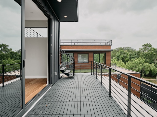 412 Kemp St, Austin, TX 78741 - view of balcony
