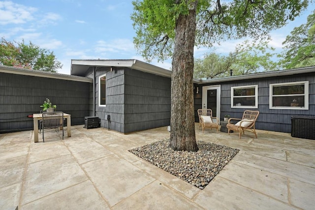 2306 Westoak Dr, Austin, TX 78704 - view of patio / terrace